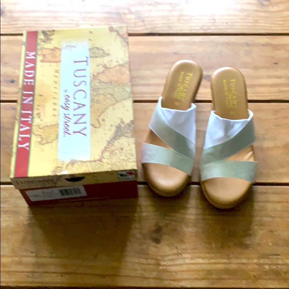 White Italian wedge sandals New in Box Size 8